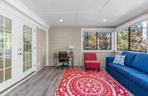 Cozy Spacious Home Walk to the Beach and 1 Mile to Downtown Hyannis - Photo 26