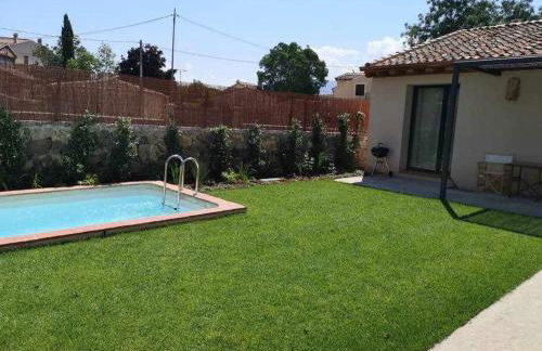 La Alberca Chica. Casa para parejas, con piscina - Foto 9