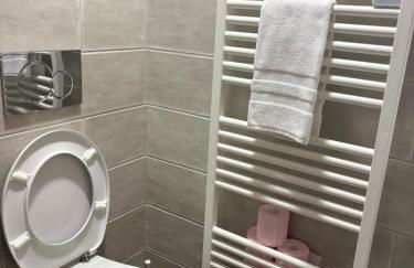 Appart'hotel61 OFFRE D'OUVERTURE Au pied de tous commerces & commodités ainsi que marché mercredi & samedi - Foto 15