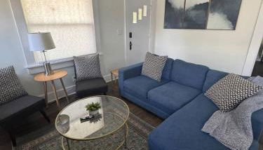 Downtown Location W Patio plus Washer and Dryer - Foto 2, Other