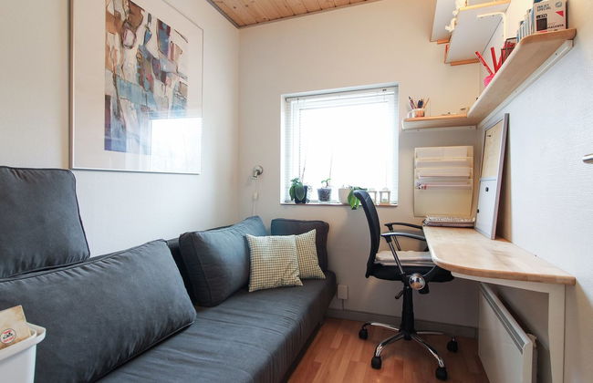 4 bedroom House in Væggerløse with terrace - Photo 12