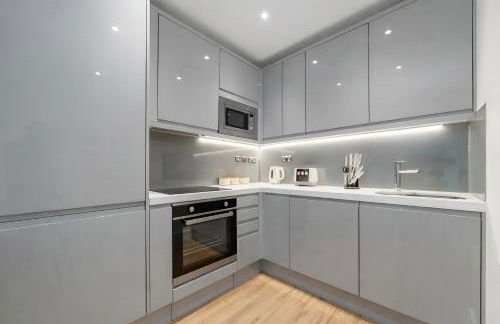 Beautiful 1 Bed Apartment in Ealing - Foto 18