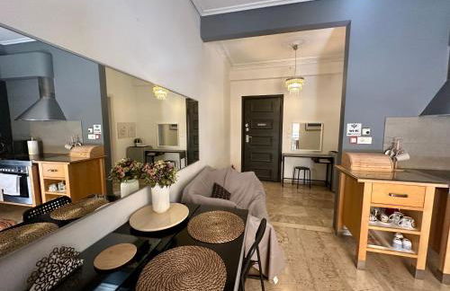 Άνετο Διαμέρισμα 2 Υπνοδωματίων κοντά στο ΟΑΚΑ και τα Νοσοκομεία ΥΓΕΙΑ & ΜΗΤΕΡΑ - Foto 8