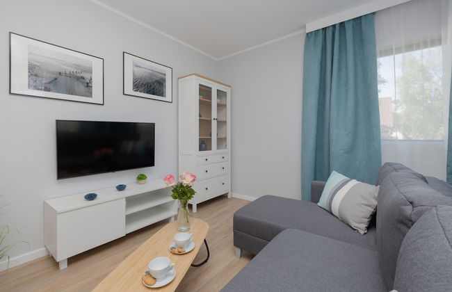 Little Laguna Apartments by Renters - Photo 9