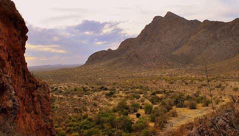 Trekking al sito archeologico La Pintada