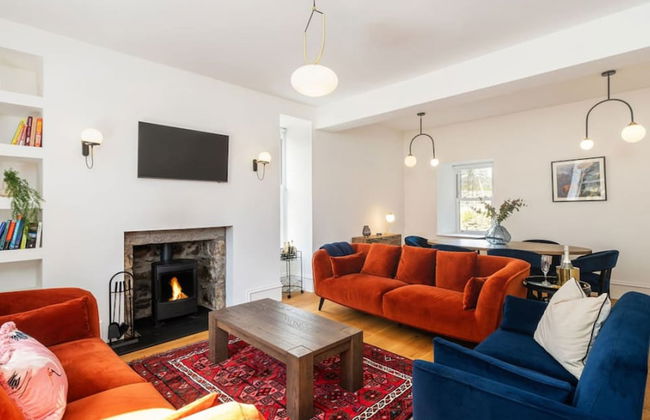 Kirkton Family Farmhouse With Hot Tub Alford Aberdeenshire - Photo 1