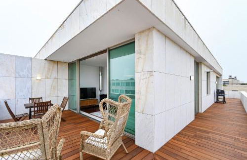 Leça Front Beach Luxury Penthouse - Photo 5