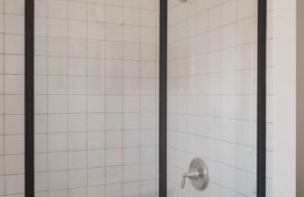 Secluded rustic 2-bedroom cabin at nature retreat - Photo 17