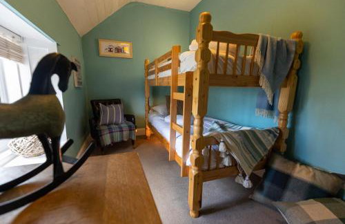 Church Cottage by Coast & Country Stays - Foto 30