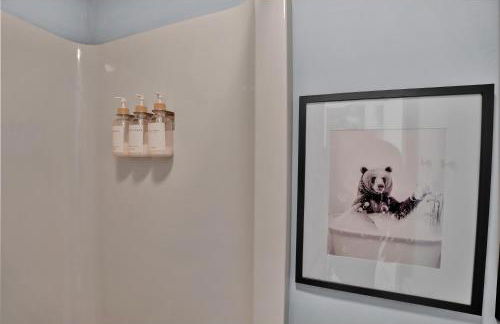 Pocono Blue with Paddleboards, Spa, Indoor Jacuzzi, GameRoom, Lake, EV - Foto 50