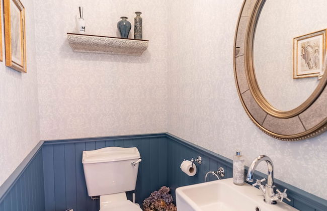 Luxury Castle Lodge - Photo 13