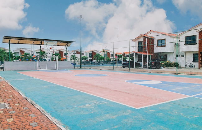 Casa con Piscina Privada para Familias - Photo 44
