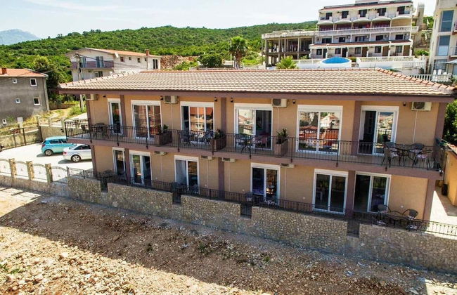 MarBok Apartments with SeaView - Photo 23