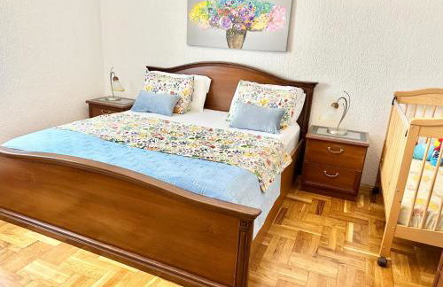 Spacious villa for 10 with a big private pool - Photo 67