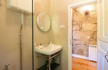 Castelo Gerês - Exquisite Eco-Cottage - jacuzzi - Foto 29