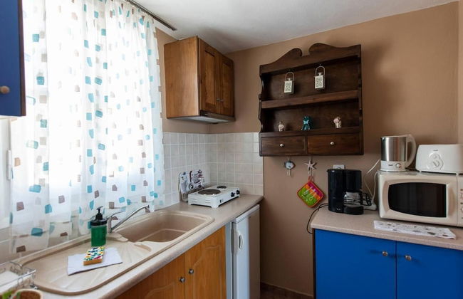 Santorious Nice View Apartment - Photo 8