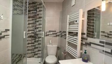 Appartement 2 chambres centre Tarascon-sur-Ariège - Foto 3