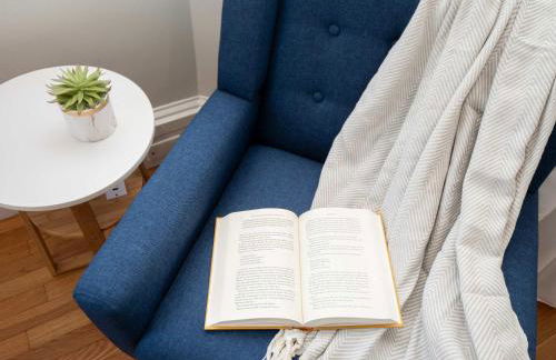 Jennifer's Cozy Apt Near Brown w In Unit Laundry - Foto 22