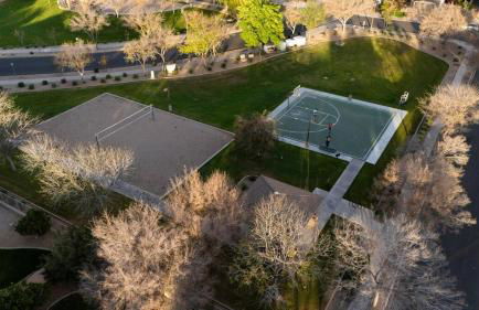 Modern 4BR Retreat in Prime Gilbert Location - Foto 45