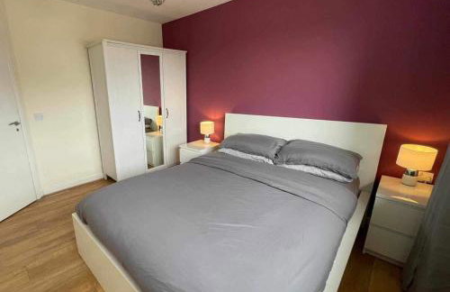 One bedroom with Great city views - Photo 4