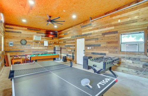 Lakefront Graford Home with Fire Pit and Private Dock! - Foto 28