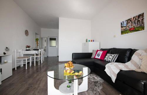 Ika Blue Studio - Photo 17