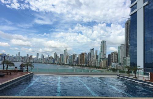 APARTAMENTO FRENTE MAR com vista fantástica - Foto 1