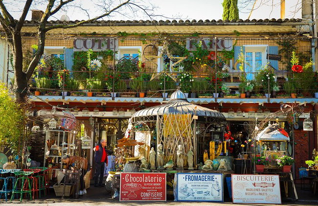 Avignon And L'Isle-sur-la-Sorgue France's Antique Capital - Photo 18