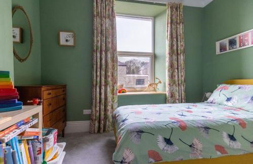 CLIFTON BANK - Characterful & Cosy Home in Buxton, Peak District - Photo 19