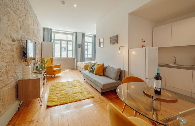 Downtown Suite C by Vacationy - Photo 3