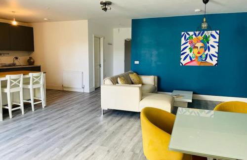 Stunning huge openplan 2Bed flat - Photo 27