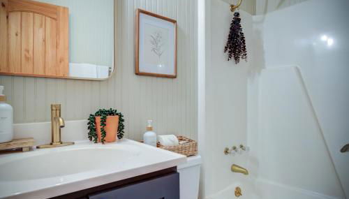 The Zen Den Peaceful Cottage with Mountain Views - Foto 5