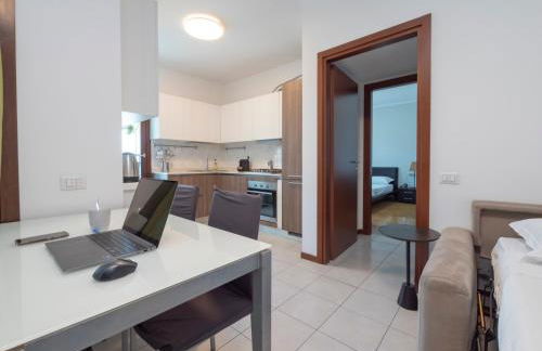 Bicocca, Free PARKING, Private Garage, Metro M5 200m, Garden, Kids & Pet Friendly - Foto 40