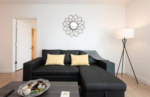 Chic 3-bed Apt with Pool & Hot Tub in Heart of DTLA - Foto 26