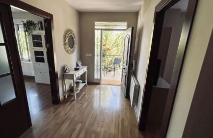 Extraordinaria Villa con piscina y chimenea - Photo 33