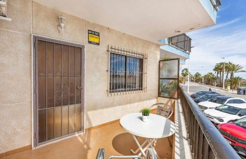 Ground Floor Seaside Residence with AC - Foto 24