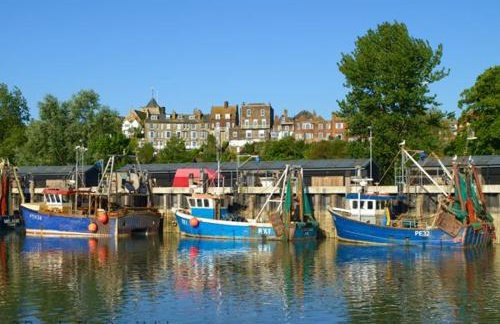 Coastguards Lantern - Photo 43