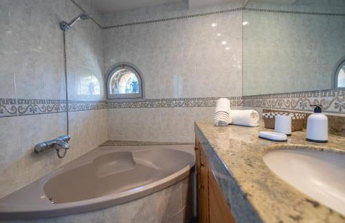 Castillo Can Xirau Piscina Privada Vistas Mar Aire Acondicionado - Foto 22