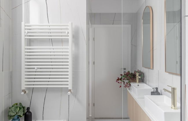 Luxury Piata Romana 2BR Urban Sanctuary by HOLT - Foto 37