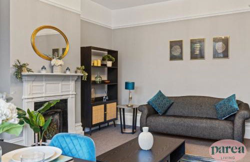 Parea Living - Leytonstone, 2-Bedroom Serviced Apartment, Free Parking, Remote Working - Foto 7