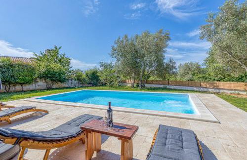 Villa Agatta with Private Pool - Foto 8