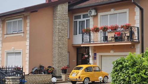 Apartmani i Sobe Kočiš - Foto 1
