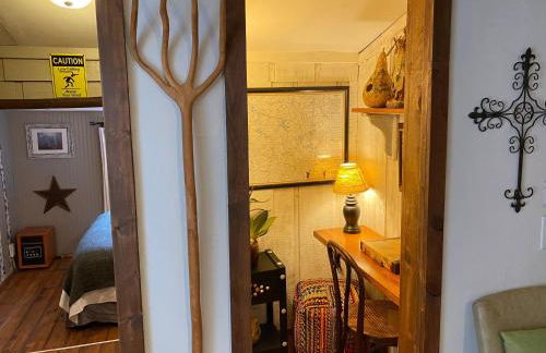 Convenient Cottage-Hot Tub, 4 Minutes to Dahlonega - Foto 12