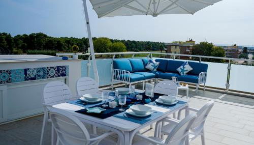 NSM Blumarine Attico con servizio spiaggia - Photo 3