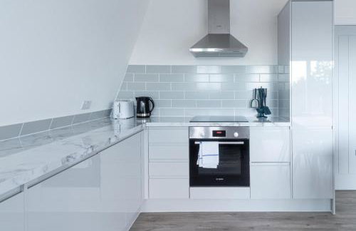 Newly Refurbished 2 bed with Fantastic View - Foto 13