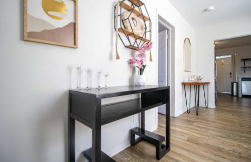 Chi-Town Hideout #2 - Near Metra - Foto 25