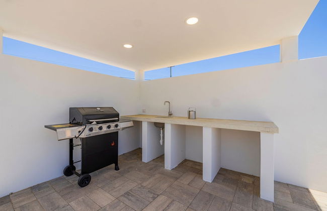 Newly Built Private Pool 3BR Parking Wi-fi - Foto 20