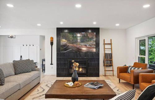 Luxury Cowdry Cottage Lake Home - Foto 21