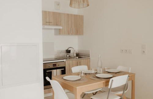 Bel appartement climatisé avec place de parking - Foto 10