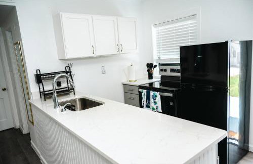 KLIZZ Suites - Photo 68